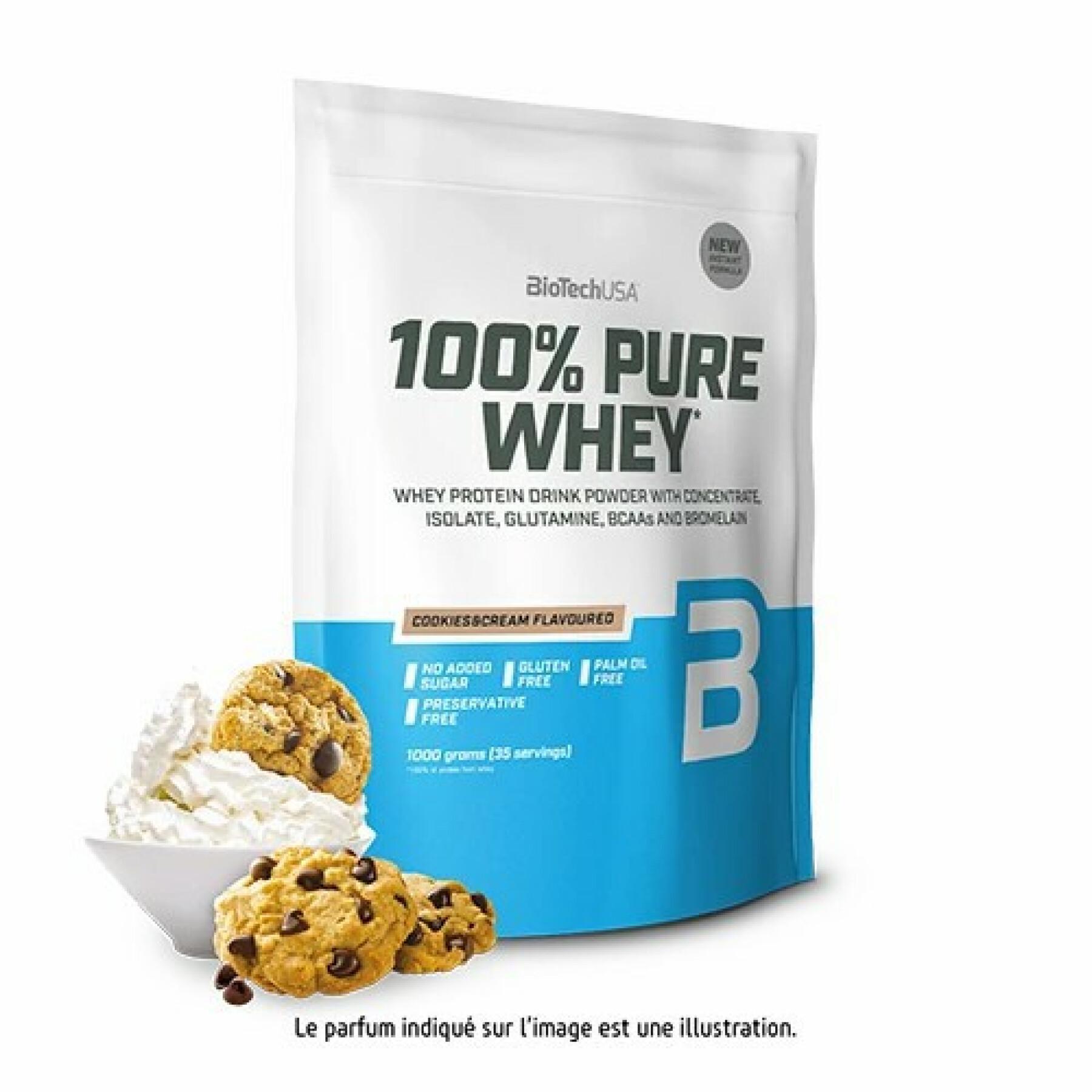 Förpackning med 10 påsar 100 % rent vassleprotein Biotech USA - Cookies & Cream - 1kg