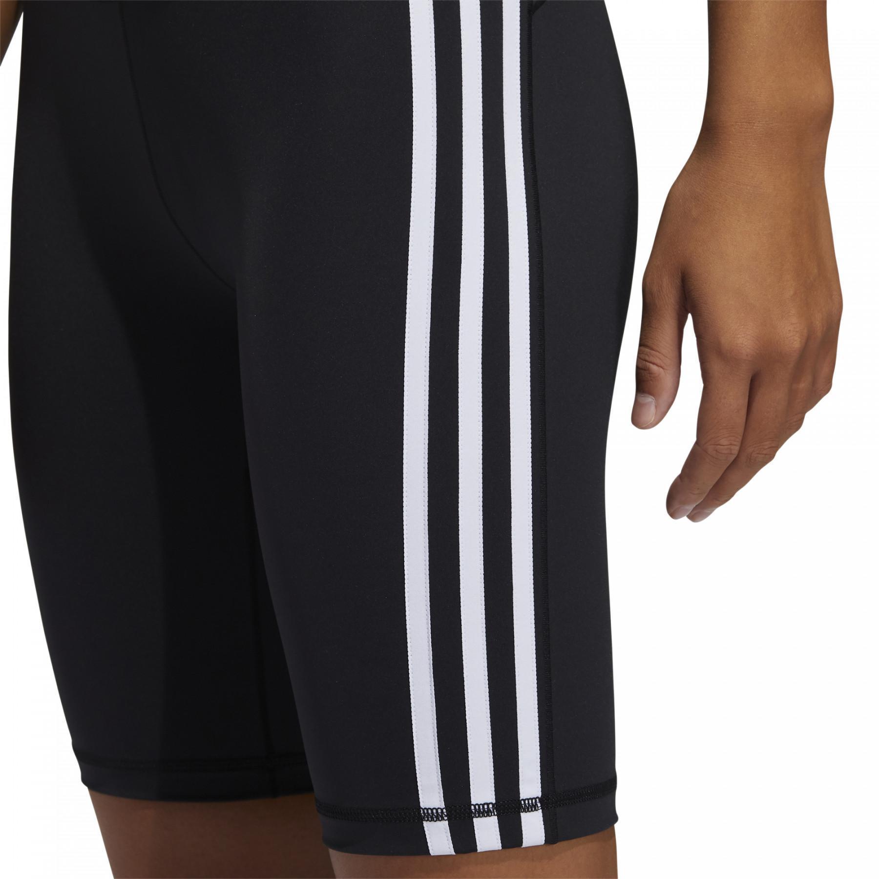 Kvinnlig cyklist adidas Believe These 2.0 3-Bandes