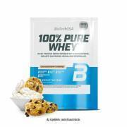 50 paket med 100 % rent vassleprotein Biotech USA - Cookies & cream - 28g